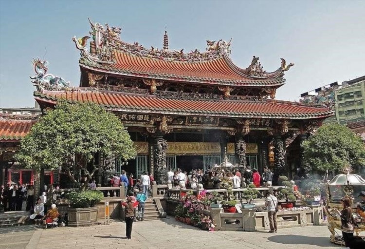 Kiến trúc đền Long Sơn Đài Loan